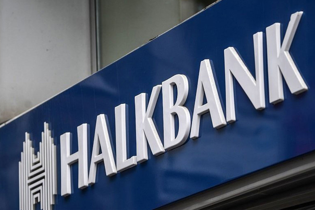 Halkbank Banko Hizmetleri Asistanı Alımı Yapıyor! Son Başvuru 16 Ağustos!